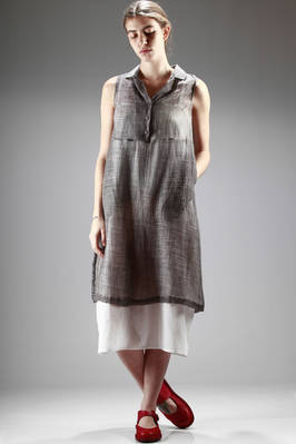 calf-length dress in silk and cotton canvas with a tye-dye dyeing with irregular and dense dots  - 284