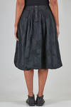 wide knee-length skirt in washed doubled cotton jacquard - AEQUAMENTE 