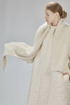 scialle lungo e irregolare in maglia di alpaca lavorata a ferri - DANIELA GREGIS 