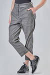 pantalone morbido in seersucker lavato e stretch di lino, cotone, poliammide e elastan - RUNDHOLZ 