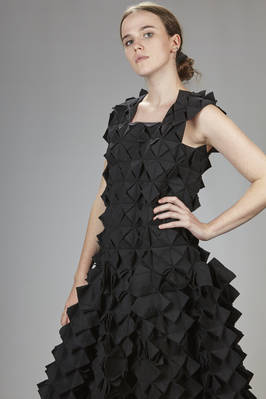 YOHJI YAMAMOTO - 3D Origami Dress :: Ivo Milan