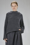 short and wide sweater in incredibly soft cashmere and silk bouclé knit - LUSSI 
