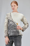 hip-lenght sweater, slim, in natural Tiroler Bergschaf wool  nuno-felt - AGOSTINA ZWILLING 