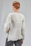 hip-lenght sweater, slim, in natural Tiroler Bergschaf wool  nuno-felt - AGOSTINA ZWILLING 